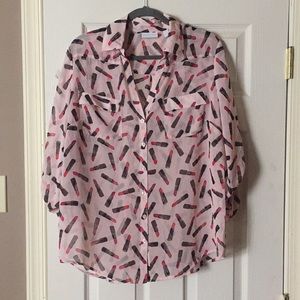 Lip stick blouse